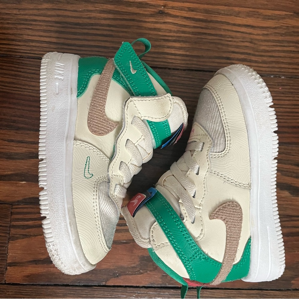 Nike Force 1 Mid SE Easy On. Toddler 7c